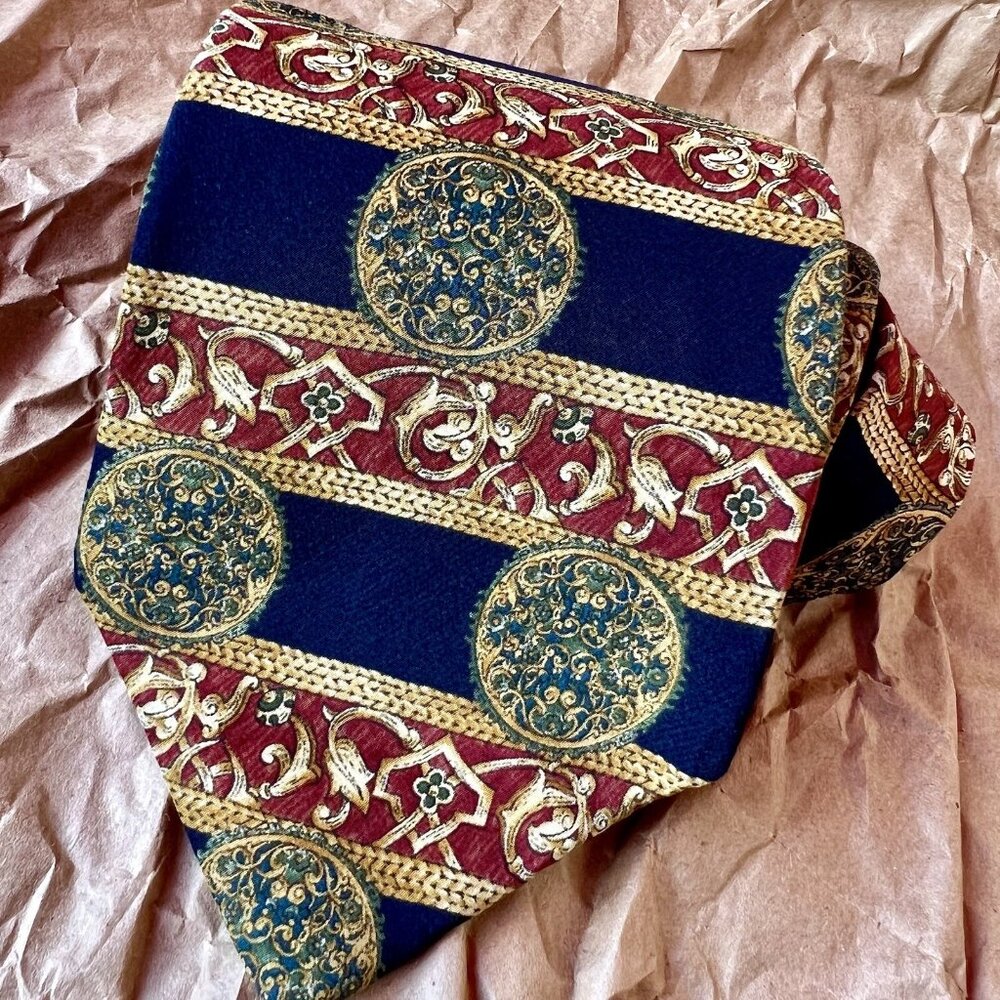 Vtg Metropolitan Museum Of Art New Directions Tie Ancient Greece Architectural